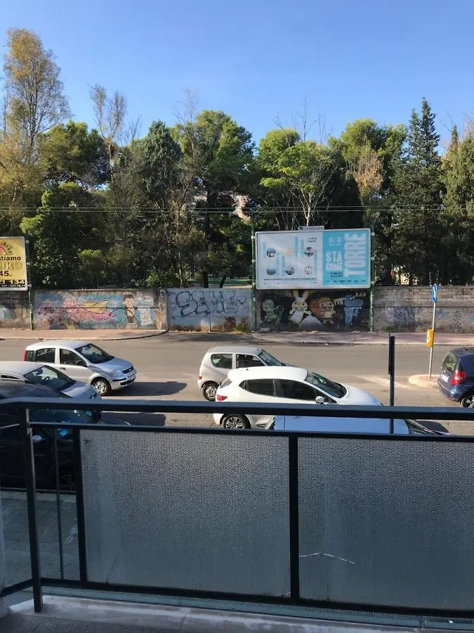 B&B Parco 2 Giugno バーリ イタリア