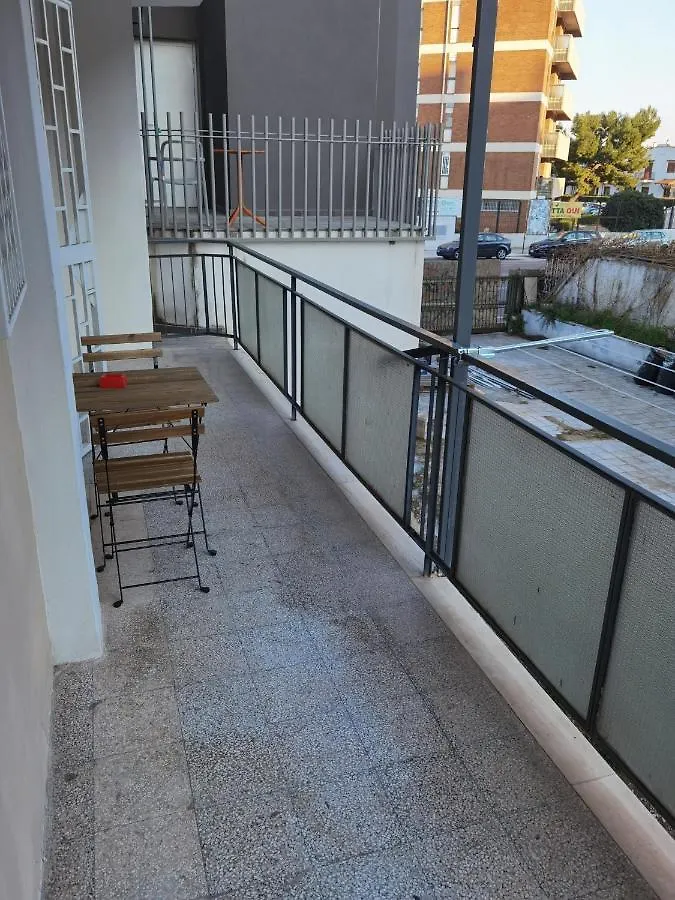 B&B Parco 2 Giugno バーリ イタリア