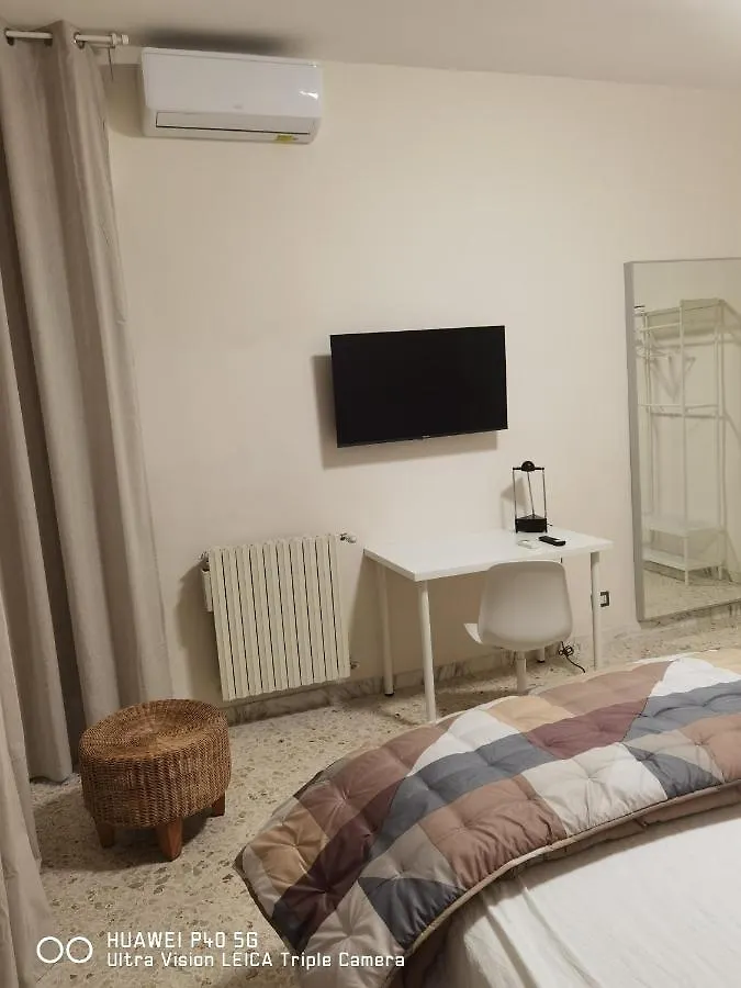 B&B Parco 2 Giugno バーリ 0*,  イタリア